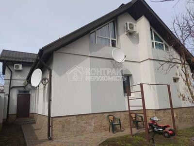 Срочно продам дом На два входа