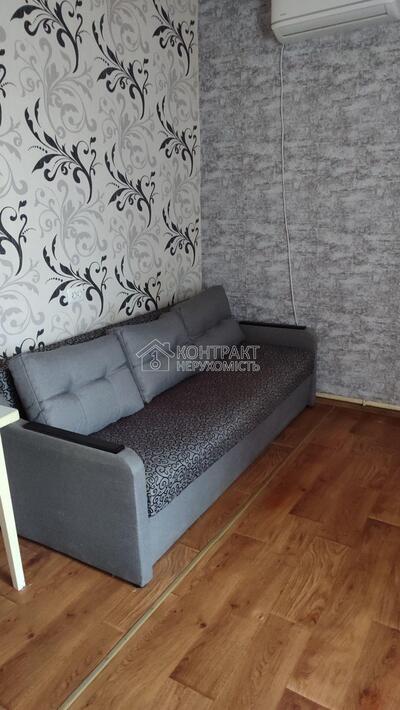 Продам гостинку 18 м2, Новоселовка, ул. Романовского