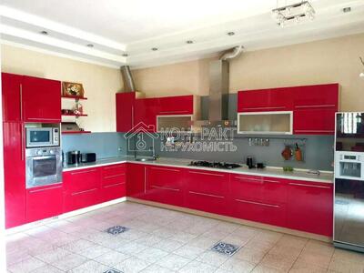 Продаж будинку! метро Студентська.ТОРГ!