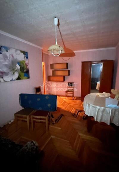 Продам 1к Героев Труда Нескорених Сертификат метро Рост  Торг