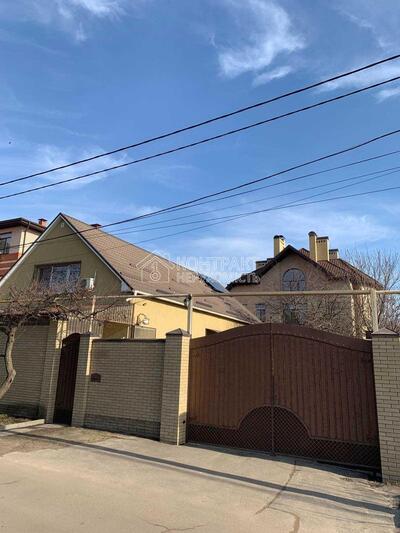 Продаж двох будинків в одному дворі 12соток Салтівка