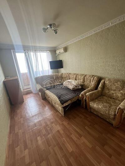 Продается 1 к.кв. Ст. метро Студенческая, Академика Павлова