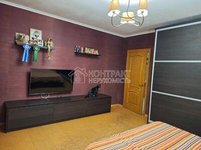 Продаж 2к . квартира вул.Гольдбергівська 9