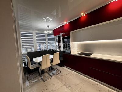 Продаж  2-поверхової квартири, Нові Будинки