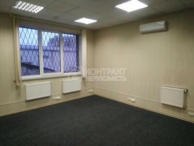 Здається офіс по вулиці Богдана Хмельницкого