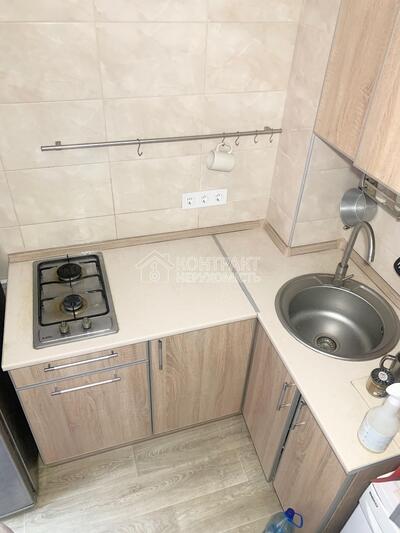 Продаж 1к.кв. вул. Нескорених