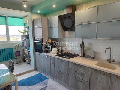 Продаж 3-х кімнатної квартири район Жуковського