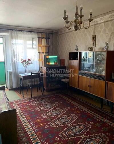 Продаж 3к квартири  ул. Валдайская