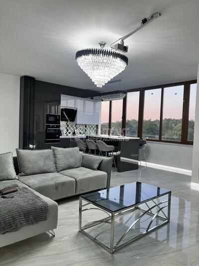 Продається 3-кімнатна квартира у ЖК «Білий Слон»