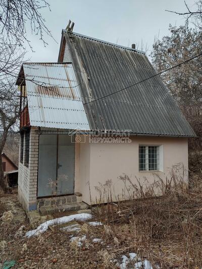 Дом с участком в Харькове под автономное проживание