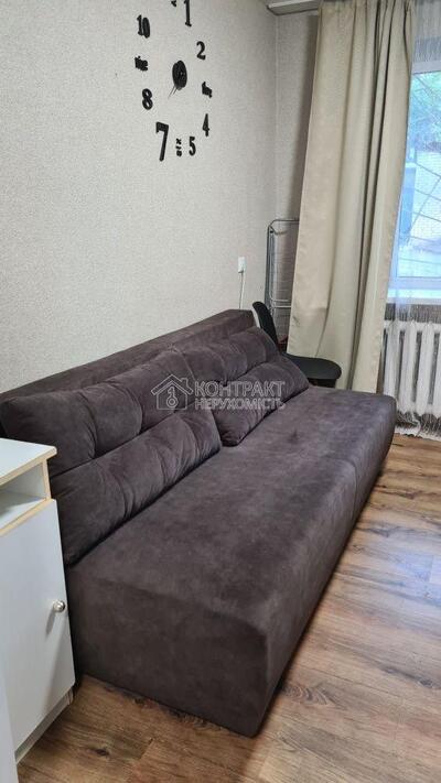 Продам гостинку 23 Серпня,8 Павлове Поле