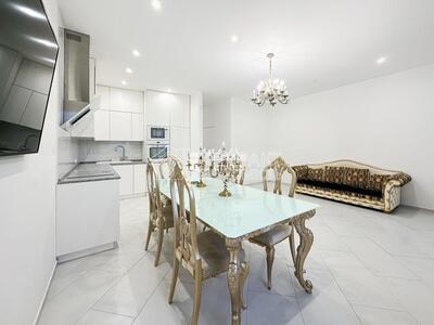 Продаж 2-к кв. ЖК Оптіма