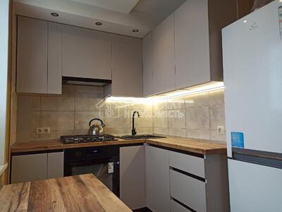 Продам м. Студенческая 5мин , Академика Павлова 3х ком кв