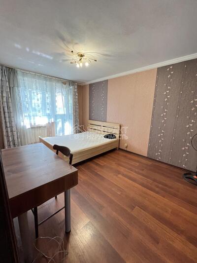 Продаж 2к квартири, Людвіга Свободи