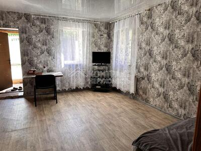 Зддається будинок Холодна гора