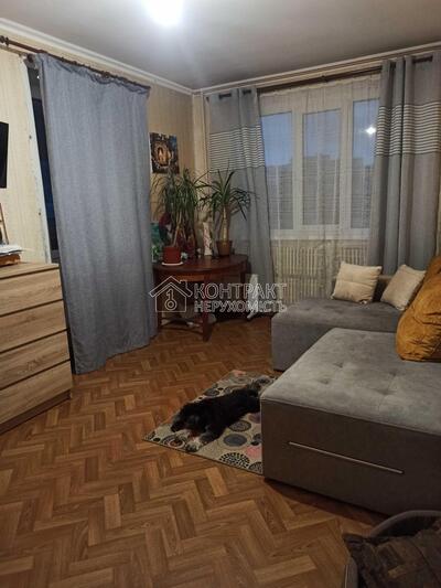 Продам 2 к.кв., Шишковка, Саперная, Героев Труда