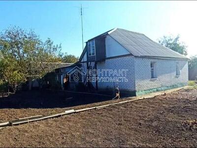 Продаж будинку у Люботині