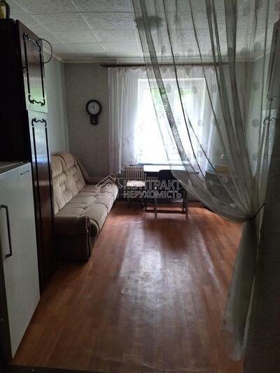 Продаж гостинки, Залютино