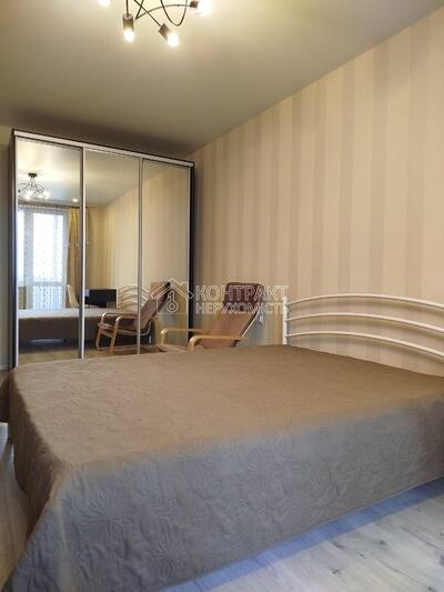 Продам 1 комн м.Студенческая ,522 м/р Валентинівська