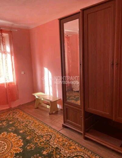 Продам гостинку район Одеська