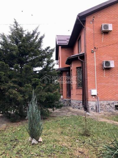 Продам будинок котедж 307 м2, з бомбосховищем, м. Студентська