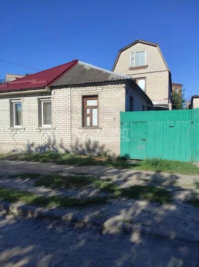 Продам дом Холодная гора 10 минут пешком до метров