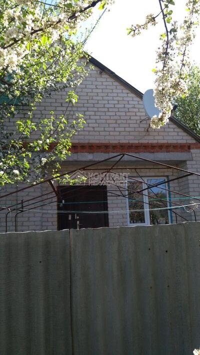 Продам будинок. Валки 10хв