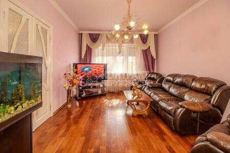 Продаж элитного 2-х поверхового будинку. Южний