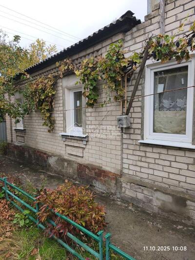 ПРОДАЄТЬСЯ будинок в Ізюме Ж/Д ринок