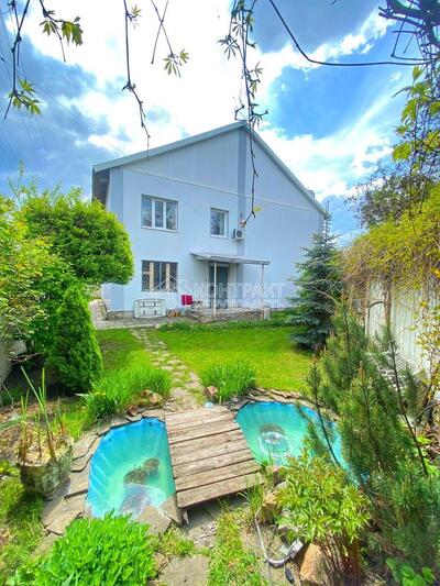 Продажа дома возле метро Индустриальная с ремонтом