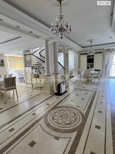 Продажа 5к квартиры 407 кв. м  на ул. Тринклера 9