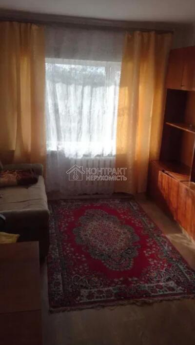 Продається квартира на  Гарібальді 4