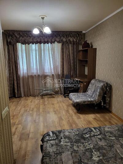 1к.кв. 40 кв.м./кухня 9кв.м/ст.м.Індустріальна