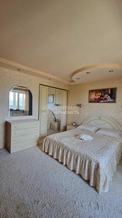 Продам 3 к.кв.на Алексеевке, 67м2, 3/10. Cтудия+2 спальни. Ремонт