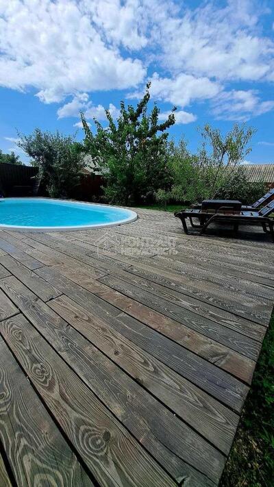 Продам сучасний будинок у самому центрі міста!