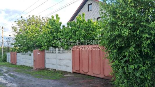 Здається частина дома в Черкаськой Лозовой