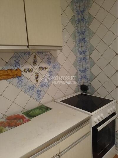 Здається  3-к квартира на Олимпийскій