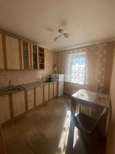 Здається 1 к квартира м Наукове