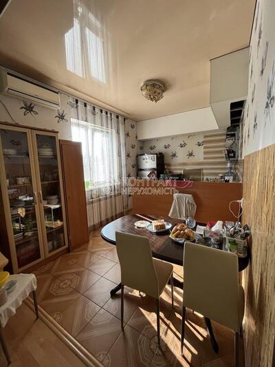 Продаж чудового будинка, ХТЗ