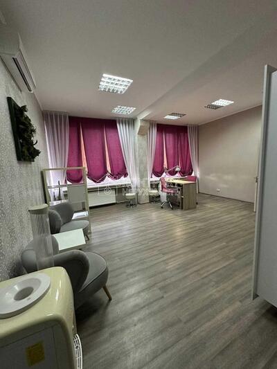 Продам салон краси Центр вул. Научна