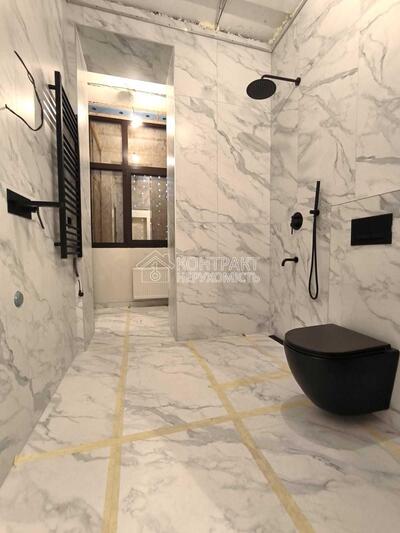 Продам квартиру премиум класса центр  ЖК \