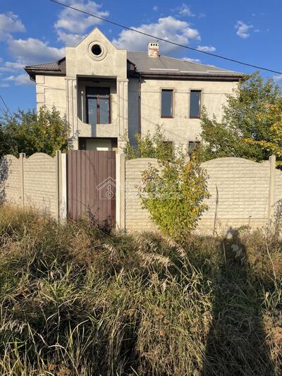 Продається великий недобудований будинок Лідне