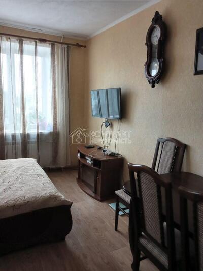 Продам 1к квартиру з гаражем в Балаклее