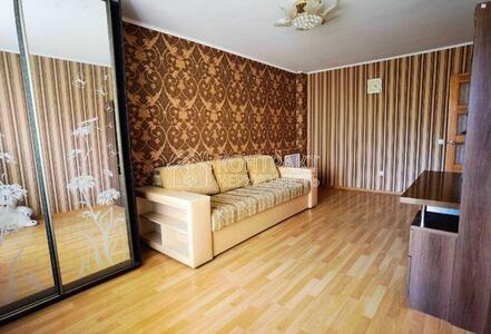 Продам 2-х комн. квартира Центр м. Ярослава Мудрого  ремонт