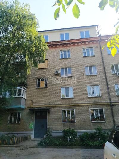 Продам дворівневу 5ти комн центр 131 м.кв. под ремонт Парк