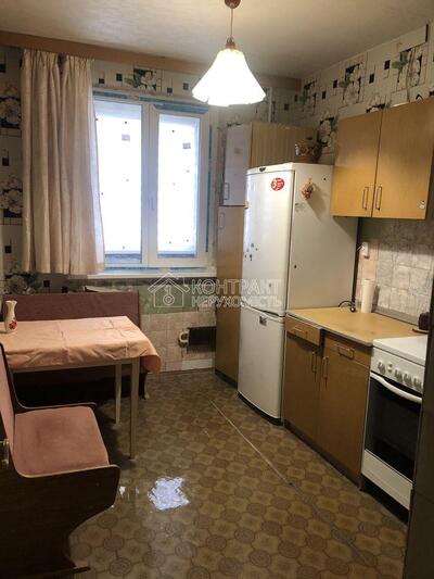 Здам 2-к квартиру на м. Героїв Праці