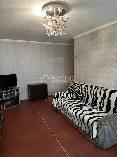 Продаж 2к квартири біля метро Героїв праці