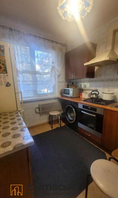 ЮЛ-2799 Продам 3К квартиру на Салтовке Студенческая 520 м/р