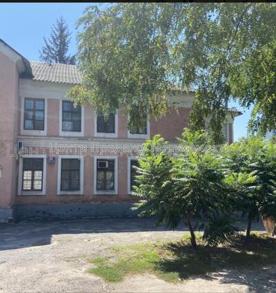 Продам окрему частину будівлі у районі Французького бульвару