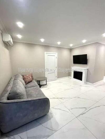 Продам 2к квартиру ЖК "Іскрінський"